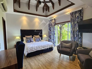 Villa de 5 Chambres