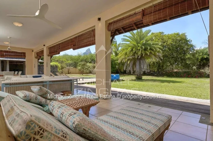 TAMARIN: Villa d'exception sur un domaine de golf