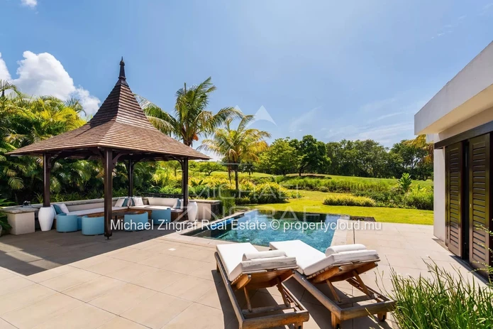 Élégante villa contemporaine face au golf - Bel Ombre