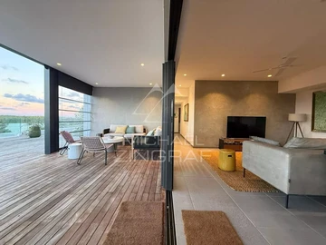 Penthouse de 3 Chambres