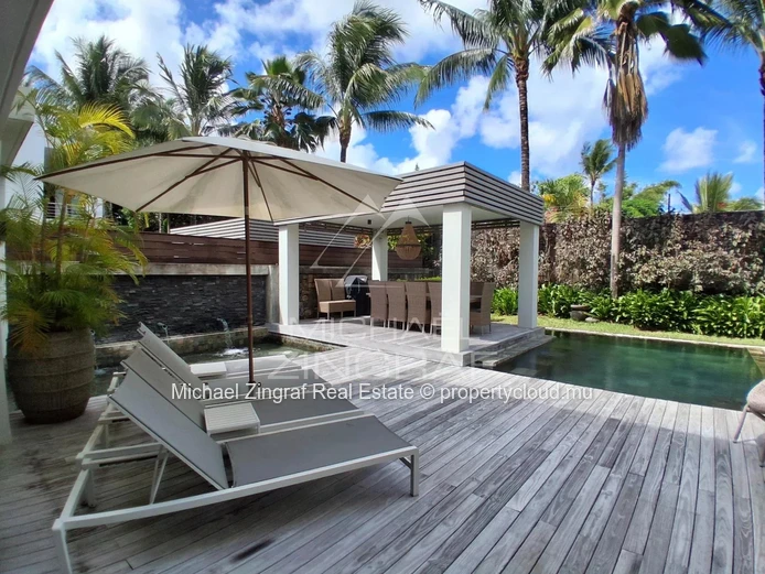 Magnifique villa avec accès plage privée – Un bien d’exception à Grand Baie
