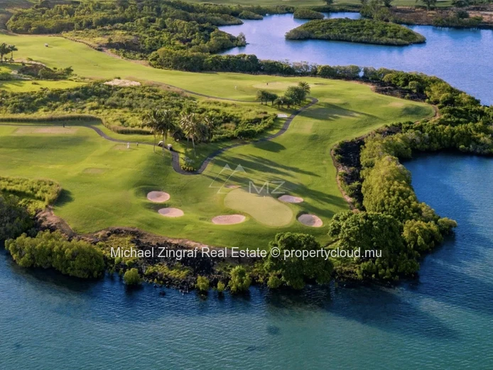 Villa neuve sur Golf