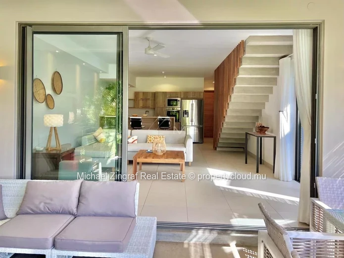Duplex 3 bedrooms in secure residence