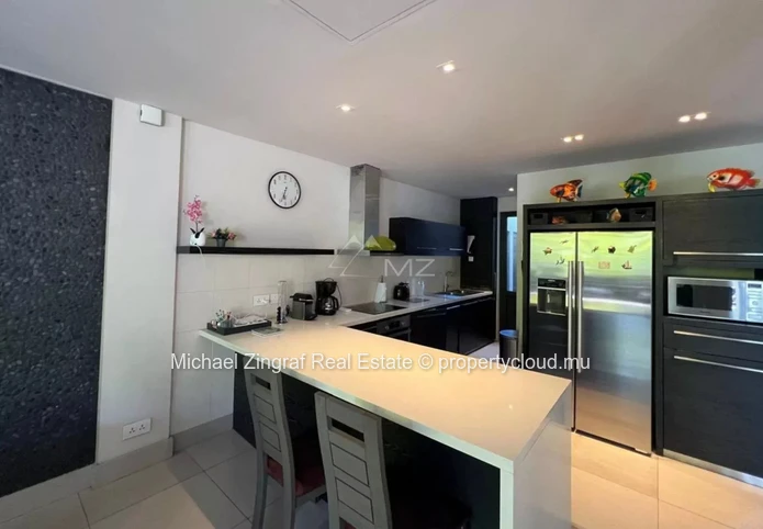 3 bedrooms Duplex at La Balise Marina with Private jetty