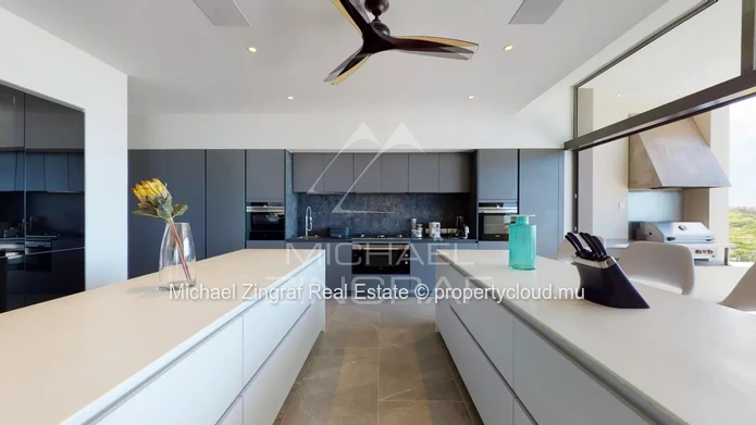 Sumptuous Villa with Panoramic View – Bel Ombre