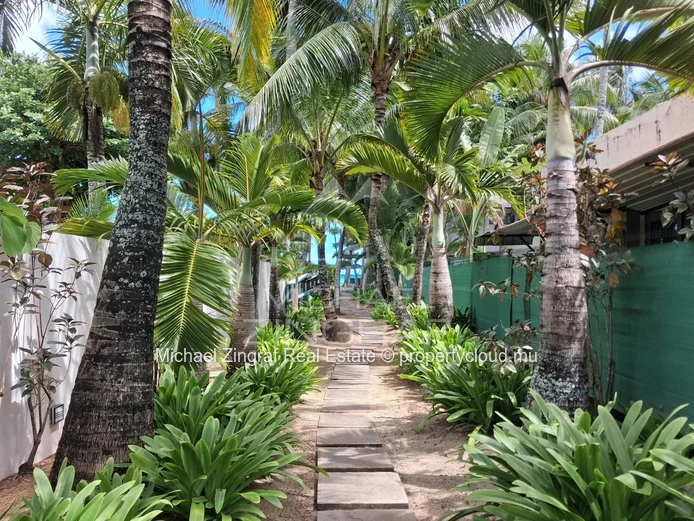 Magnifique villa avec accès plage privée – Un bien d’exception à Grand Baie