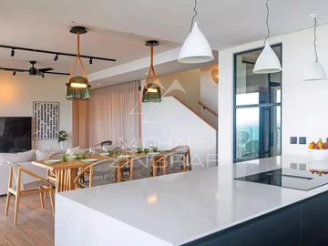 Townhouse, Duplex de 5 Chambres