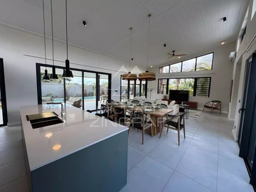4 Bedroom Villa