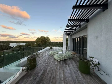 Penthouse de 3 Chambres