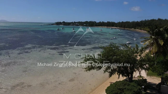 Duplex pieds dans l'eau à Cap Malheureux