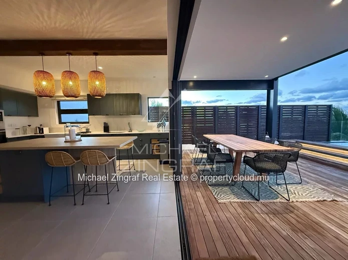 Penthouse d’Exception avec Vue Mer