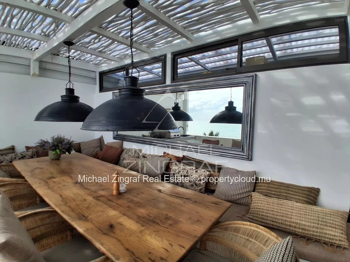 Exceptional Beachfront Penthouse in Pointe Aux canonniers
