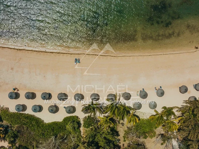 Stunning Penthouse with Sea Views - Azuri Golf and beach Resort