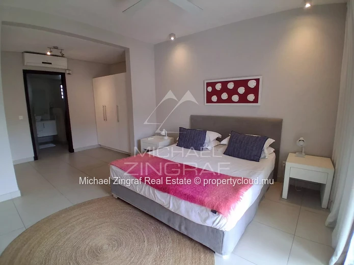 1-Bedroom Duplex with Direct Beach Access – Pereybere