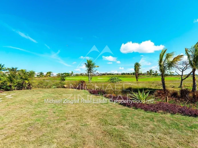 Villa moderne avec Vue sur le Golf