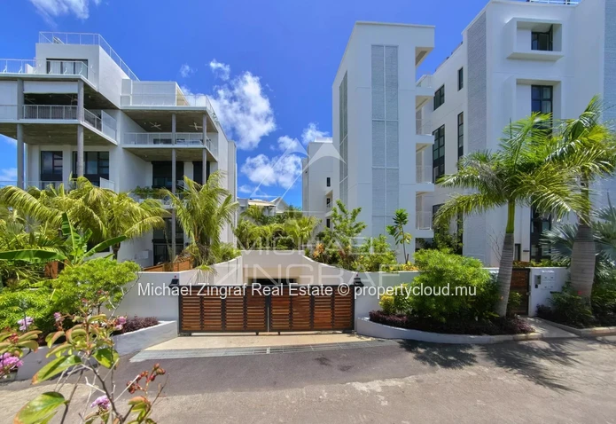3-Bedroom En Suite Duplex in Pointe aux Canonniers