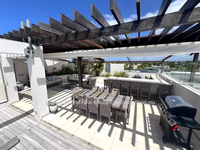 Penthouse - accessibilité plage privée - à Pereybere