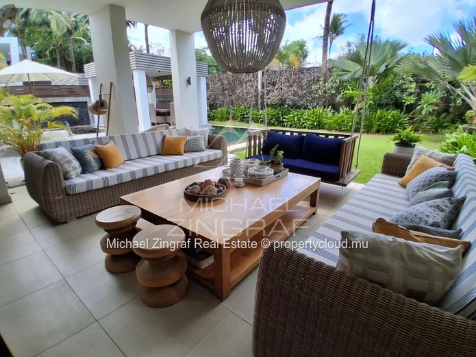 Magnifique villa avec accès plage privée – Un bien d’exception à Grand Baie