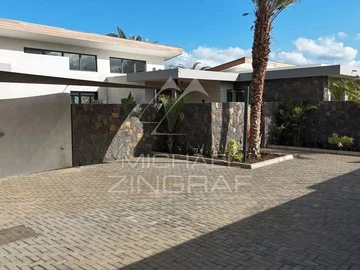 4 Bedroom Villa