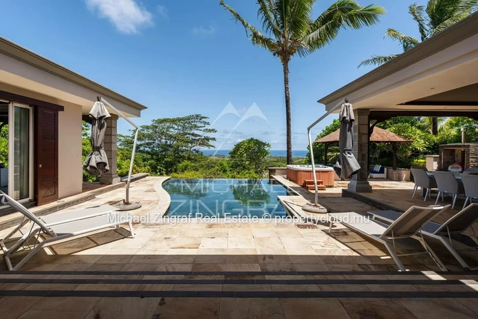 Exceptional Ocean View Villa in Valriche