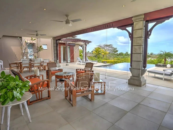 Villa dans un prestigieux domaine de golf de Bel Ombre