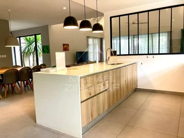 Villa de 4 Chambres