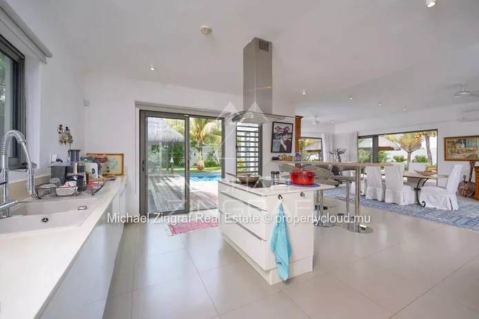 Villa dans résidence sécurisée à Grand Baie