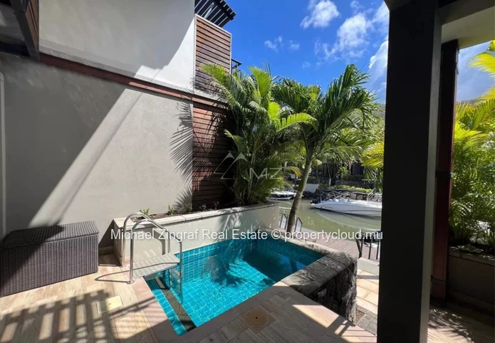 3 bedrooms Duplex at La Balise Marina with Private jetty