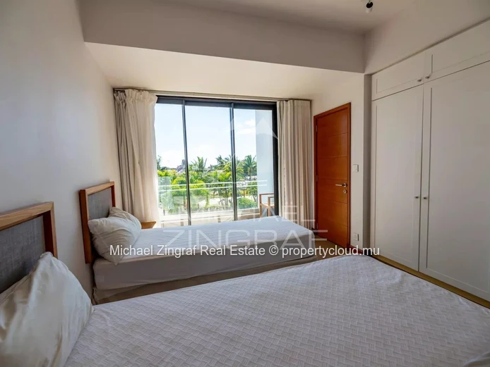 Coastal Elegance and Sea Views in an Exclusive Living Environment