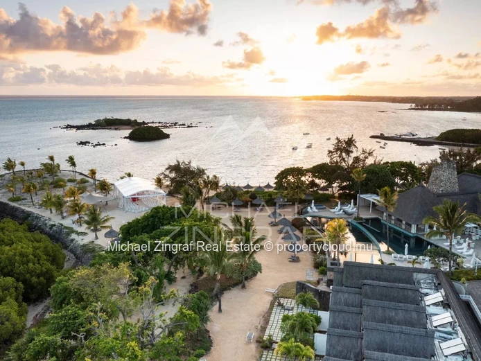 Coastal Elegance and Sea Views in an Exclusive Living Environment