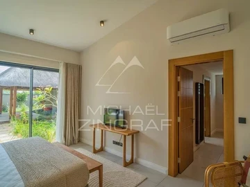 5 Bedroom Villa
