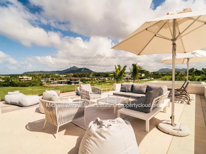 Villa d’Exception avec Vues Panoramiques à Anahita