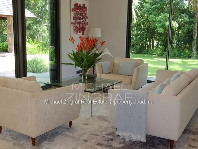 Villa de Prestige face au Golf – Anahita