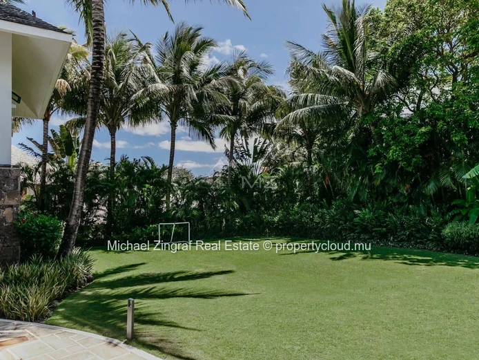 Superbe villa dans un domaine de golf