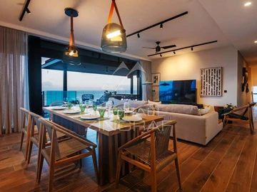 Townhouse, Duplex de 5 Chambres