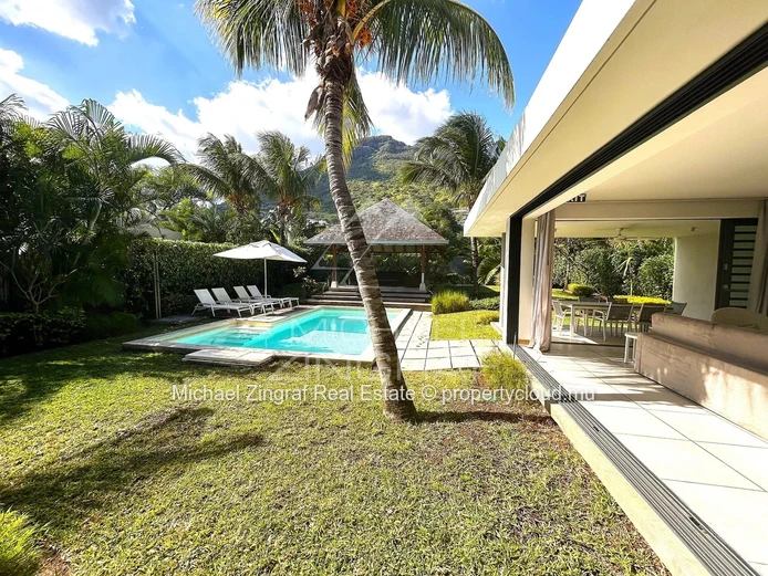 Villa 3 chambres au sein d'un Resort à Riviere-Noire