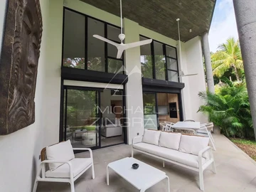 Townhouse, Duplex de 3 Chambres