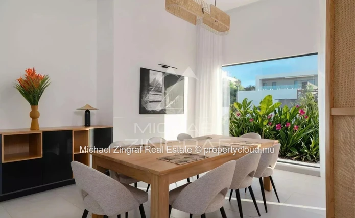 Villa contemporaine avec vue panoramique sur le golf