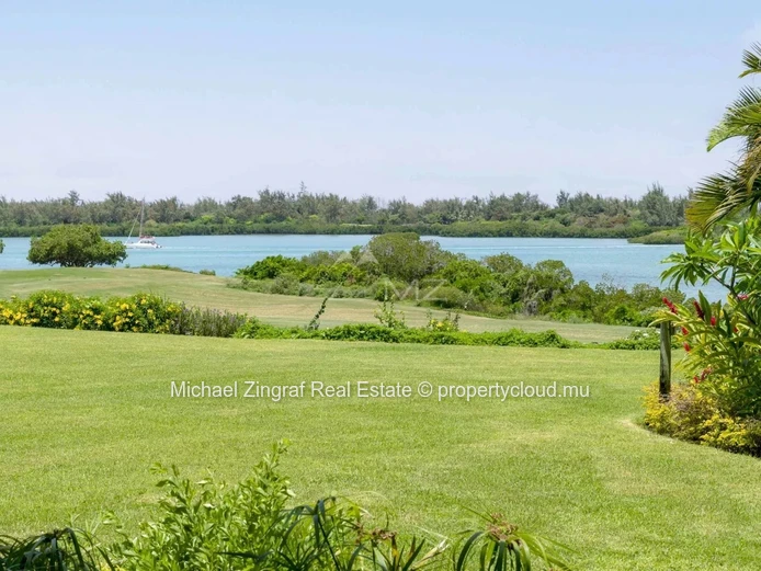Ile Maurice - Villa pieds dans l'eau - Beau Champ