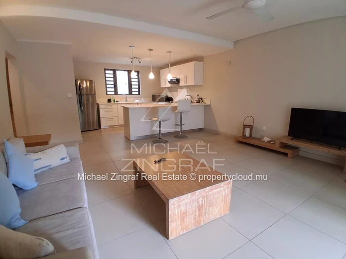 1-Bedroom Duplex with Direct Beach Access – Pereybere