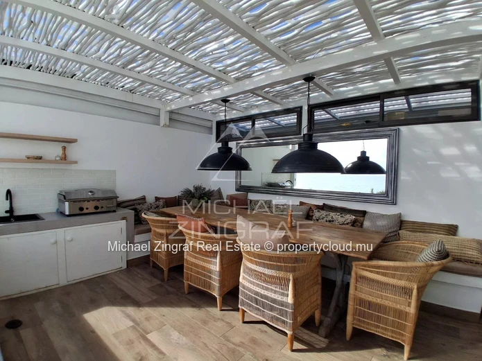 Exceptional Beachfront Penthouse in Pointe Aux canonniers