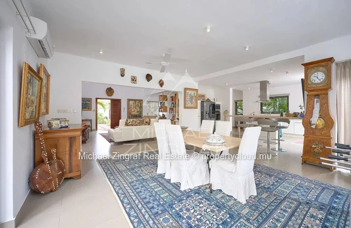 Villa dans résidence sécurisée à Grand Baie