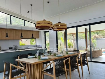 4 Bedroom Villa