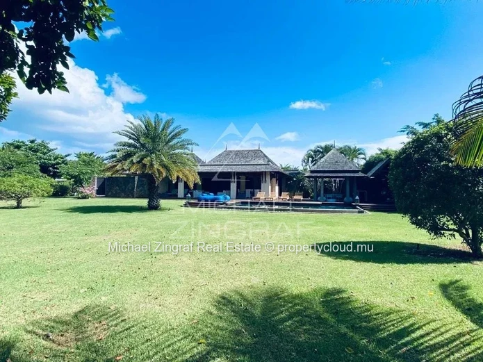 TAMARIN: Villa d'exception sur un domaine de golf