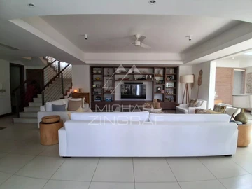 Villa de 4 Chambres