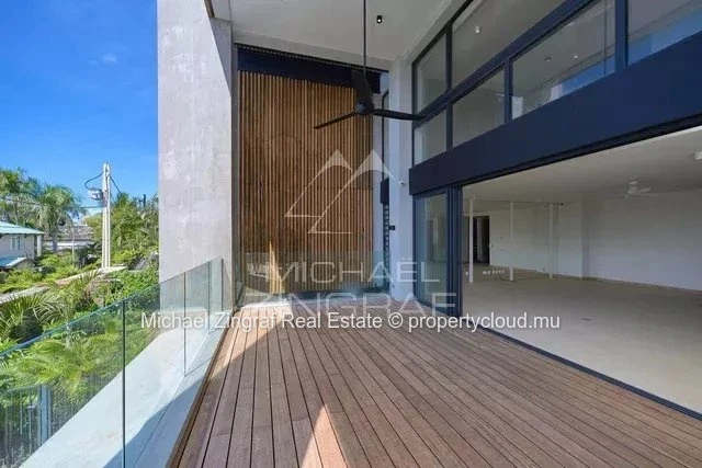 Duplex d’Exception à Pointe aux Canonniers