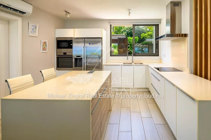 Villa 4 Chambres – Front de Mer à Azuri