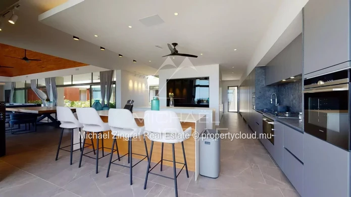 Sumptuous Villa with Panoramic View – Bel Ombre