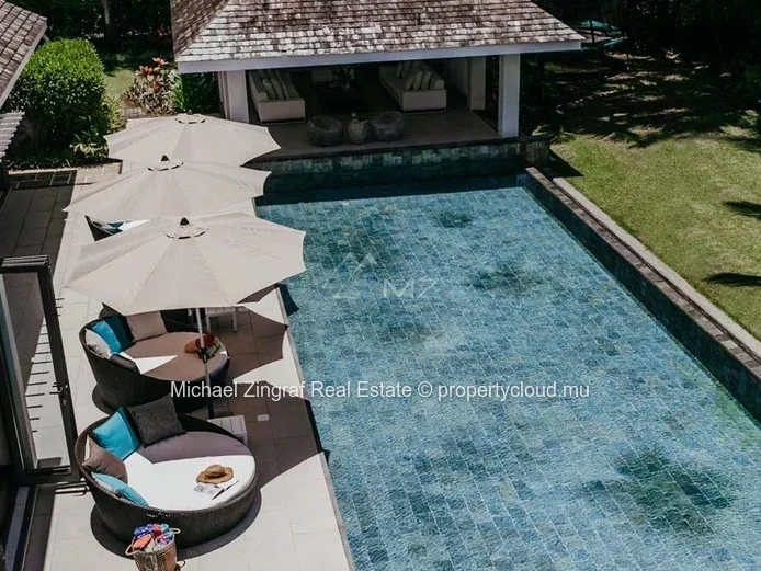 Superbe villa dans un domaine de golf